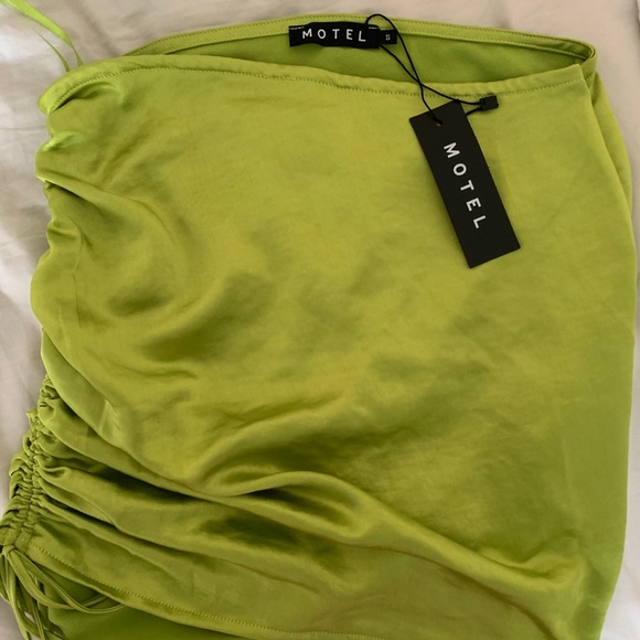 NWT motel rocks skirt - Picture 3 of 3